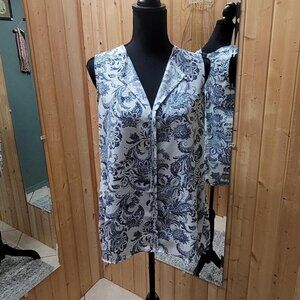 Vintage Bobeau Blue and White Paisley Sleeveless Top Size S